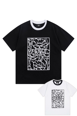 NEW  フェンディ 半袖 Tシャツの通販フラワー四角レタリング  