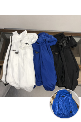 プラダジャケット アウター スーパーコピー  PRADAA三角ロゴプレート 