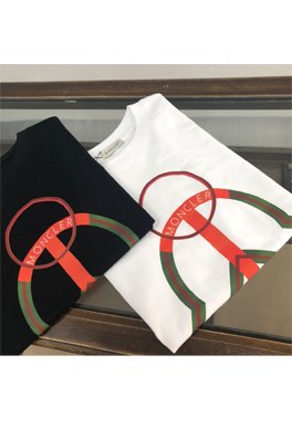 23新品!!モンクレール半袖Tシャツスーパーコピー