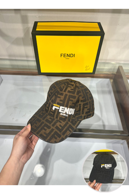 23新作!! フェンディ CAP 帽子 FENDI 人気 刺...