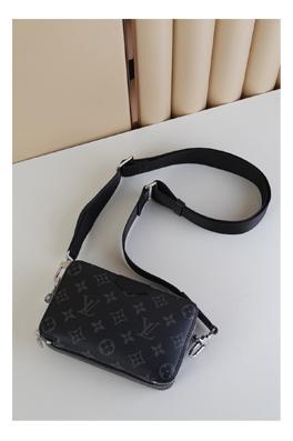 ヴィトン ショルダー バック スーパーコピー Louis Vuitton  ALPHA WEARABLE   M81260