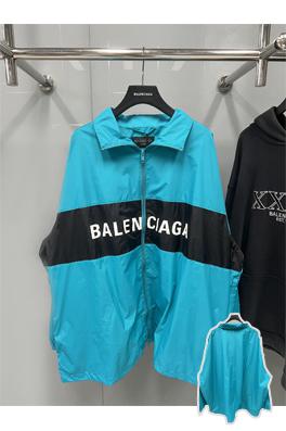 バレンシアガ アウター   BALENCIAGA  ロゴプリントの前副パネルウィンドブレーカー ジップアップ ジャケット アウター