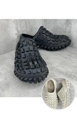 バレンシアガ シューズ  スーパーコピー BOUNCER CLOG 男性用シューズ