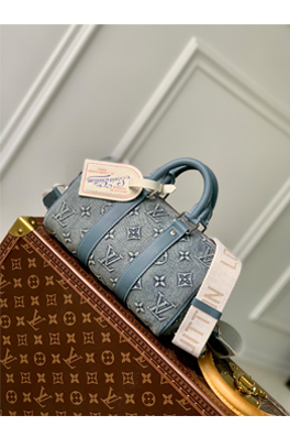 ヴィトン ショルダーバッグ スーパーコピー  Keepall Bandoulière 25    M22762
