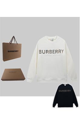 バーバリー スウェットTシャツスーパーコピー  BURBERRY      胸元に格子模様のロゴが施された トップス