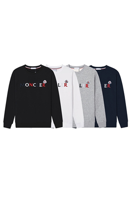 モンクレール スウェットTシャツ  MONCLER刺繍入り 伝統とモダン