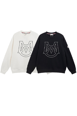 モンクレール スウェットTシャツで季節のトレンドに追随 - スタイリッシュなアップデート