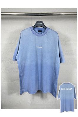 バレンシアガ  半袖Tシャツ BALENCIAGA  前後に...