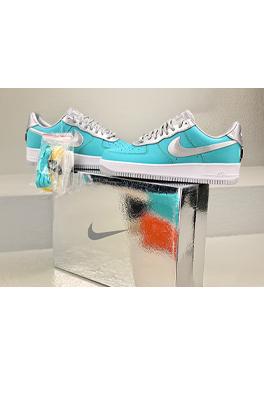 ナイキx ティファニー スニーカー コラボ Tiffany & Co. x Nike Air Force 1 Low SP"1837"