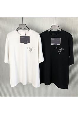 プラダ立体ロゴ半袖Tシャツ