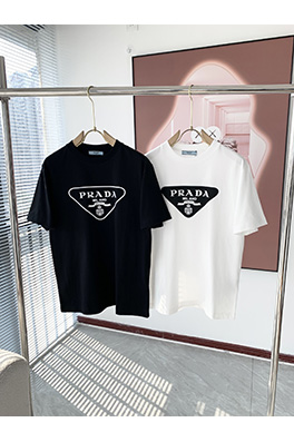 プラダ コピー ロゴパターンプレスを採用半袖Tシャツ