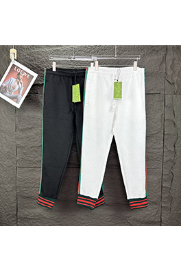 グッチ  新しいロゴカップルパンツ