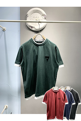 プラダコピー2層のコントラストTシャツ