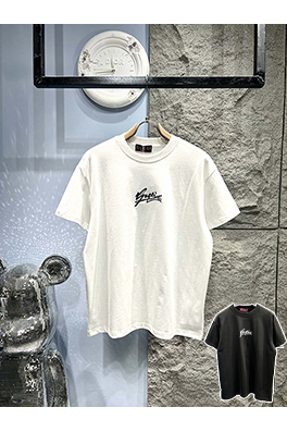 グッチプリントサイン入り半袖Tシャツ