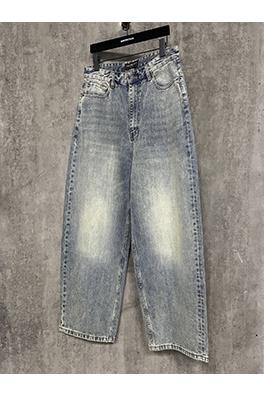 バレンシアガスーパーコピー 25ss Pullupシリーズウォッシュフェードルーズジーンズ