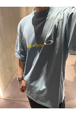 バレンシアガ刺繍半袖Tシャツ