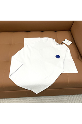 モンクレール 刺繍入りロゴ文字 クルーネック半袖Tシャツ