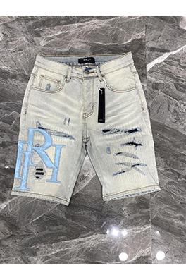 アミリコピー穴の開いたショートパンツ
