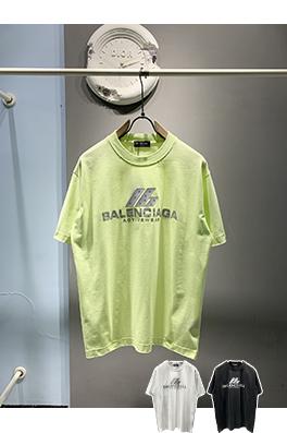 バレンシアガ ねじプリントTシャツ