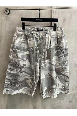 バレンシアガ汚れたペイントチェックコットンショーツ