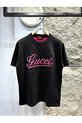 グッチコピー新しいサイン刺繍半袖Tシャツ