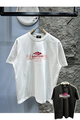 バレンシアガ新しい音符半袖Tシャツ