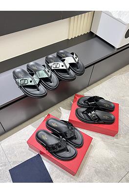 ヴァレンティノコピー牛革ロゴフラットスリッパ