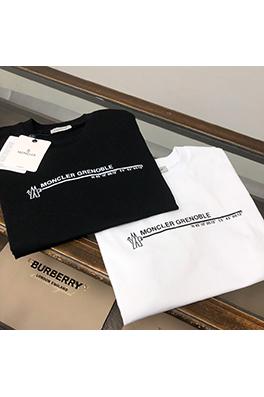 モンクレール 新しいプリントロゴ半袖Tシャツ