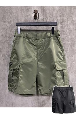 プラダスーパーコピー ナイロンダブルポケットワークカーゴパンツショーツ