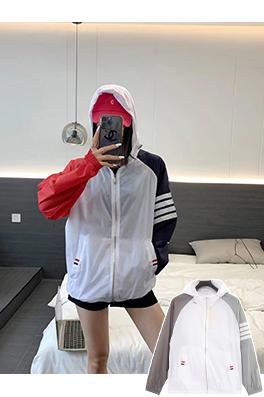 トムブラウン クラシックな2色の日焼け止め服