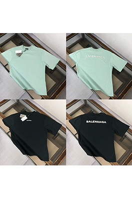 バレンシアガクルーネック半袖Tシャツ