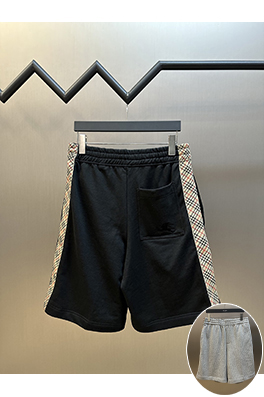  バーバリーチェック柄ショートパンツ
