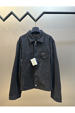 プラダスーパーコピー 三角マークのデニムジャケット