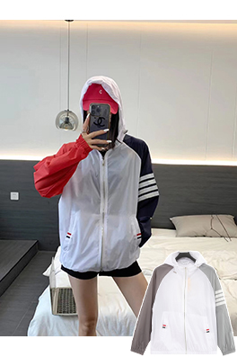 トムブラウン クラシックな2色の日焼け止め服
