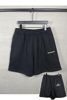 バレンシアガ パリクラシックロゴプリントバックポケットショーツ