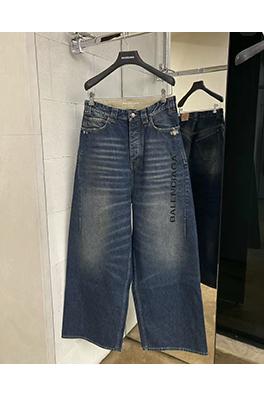 バレンシアガ Balenc1aga アルファベットの刺繍ジーンズ