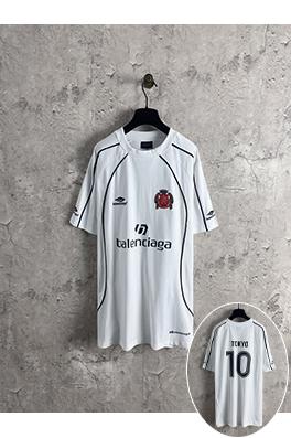 バレンシアガ サッカーNo.10東京限定マンチェスターユナイテッド