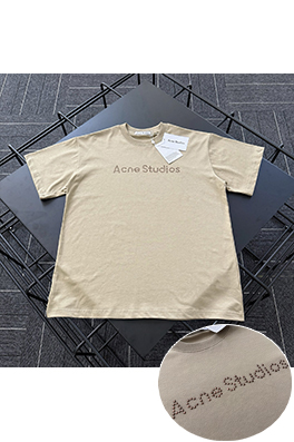 アクネストゥディオズ  新しい廃土風リベット文字半袖Tシャツ
