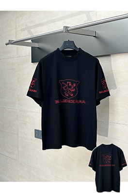 バレンシアガコピー 新しいマンチェスター・ユナイテッドの盾刺繍文字半袖Tシャツ