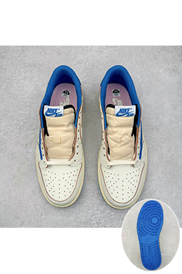 Travis Scott x Air Jordan AJ1 Low OG SP TSコラボレーションバーブローカットスニーカー