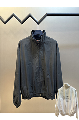  アクネストゥディオズ Acne Studios スタイリッシュなコントラストロゴジッパージャケット