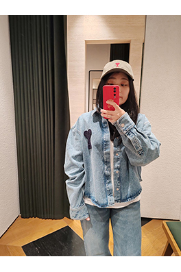 アミスーパーコピー 新しいレトロな青い愛の短いデニムジャケットシャツ