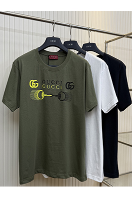 グッチスーパーコピー 馬バックルプリント文字刺繍クルーネック半袖Tシャツ