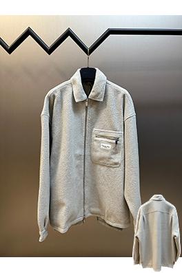ディオール Dior ベルベットのロゴ入りジャケット