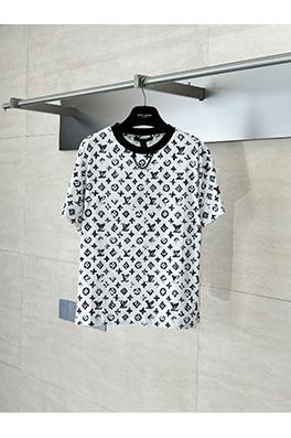 ルイヴィトンスーパーコピー 新しいモノグラムフルプリントチェーン半袖Tシャツ