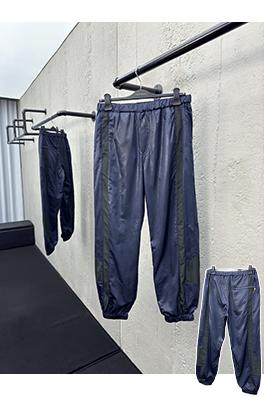 ルイヴィトンチェック柄のスウェットパンツ