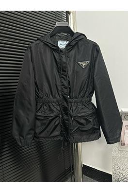 プラダ ファッションフード付きウエストウインドブレーカー
