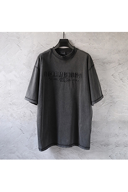 バレンシアガスーパーコピー 擦り切れた古い重工業ウォッシュ文字パッチ刺繍半袖Tシャツ