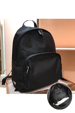 プラダ トップカウンター品質のリュックサック