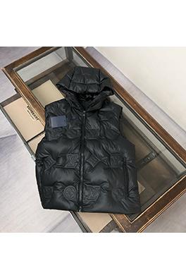 ルイヴィトン 秋冬シリーズエンボスロゴプリントダウンベスト